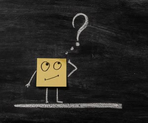 A curious post-it, which is a good example of how good networking starts with curiosity and questions, not a pitch
