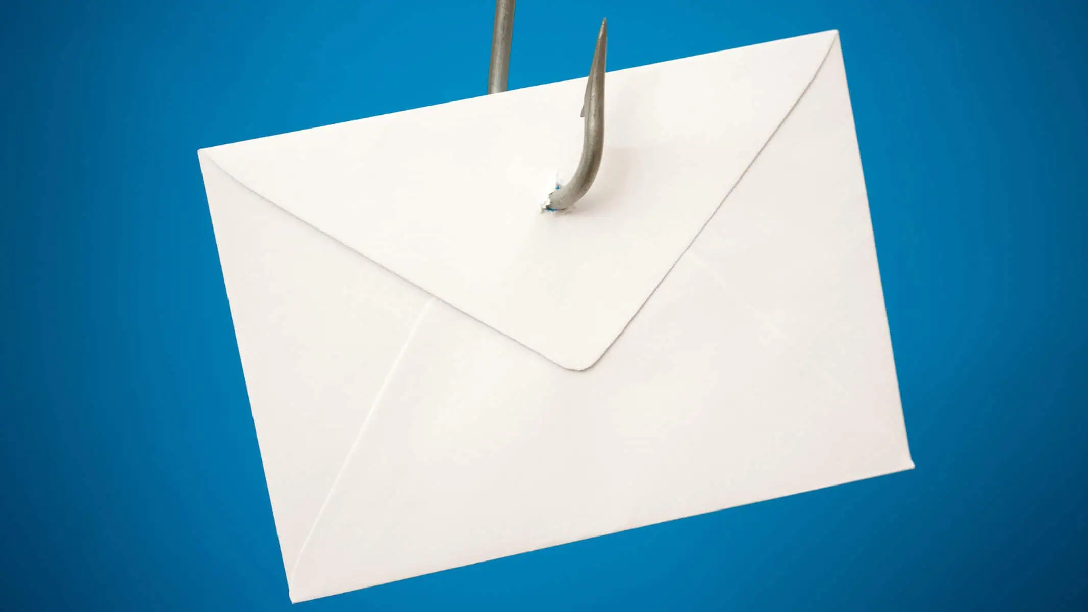 Direct mail campaigns that capture leads